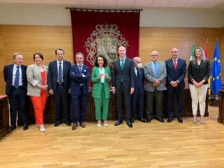 La presidenta del Tribunal Superior de Justicia de Extremadura, María Félix Tena Aragón, durante la presentación de la memoria de la actividad de juzgados y tribunales extremeños en 2021